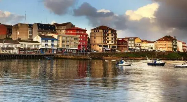 RO Apartamentos Pampin Ponte Do Porto, Book Apartment  