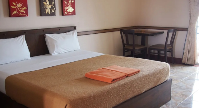 Номер Deluxe с балконом Navin Mansion 2
