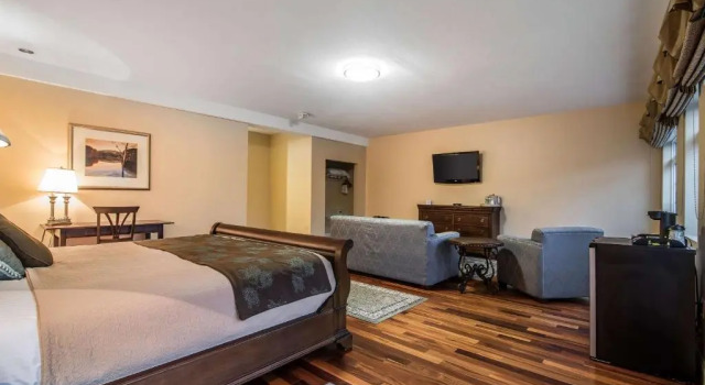 Номер Deluxe Riverside Hotel, an Ascend Collection Hotel