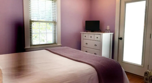Двухместный номер Standard с балконом Dragonfly Guest House