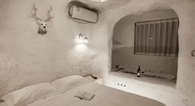 Двухместный люкс c 1 комнатой с видом на море Qingdao Jinshatan Yiduo・Haixi icolor Seaview Art Boutique Hotel