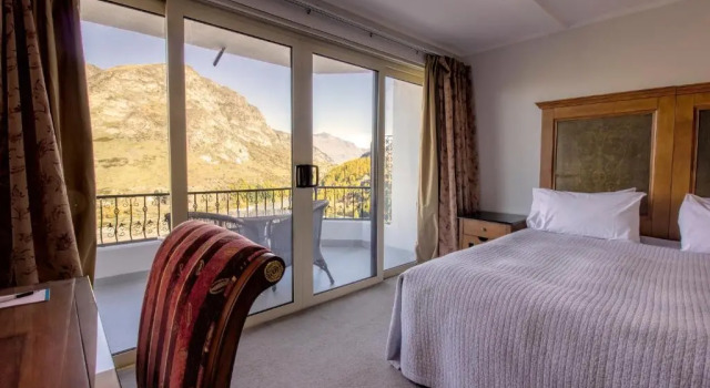 Standard Doppel Zimmer mit Flussblick Coronet Ridge Resort