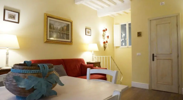 Silvia Apartment, Buchen Sie Ferienwohnung Lucca Toskana