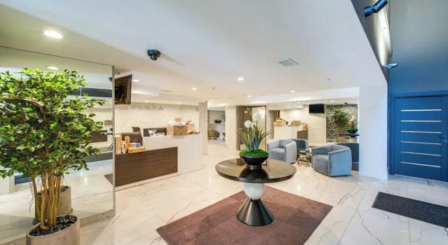 3 Mi to Dtwn Cleveland: Condo w/ Lake Erie Views!, Забронировать Апартаменты/квартира Апартаменты Кливленда, рядом с Торговый комплекс Galleria at Erieview, Апартаменты/квартира