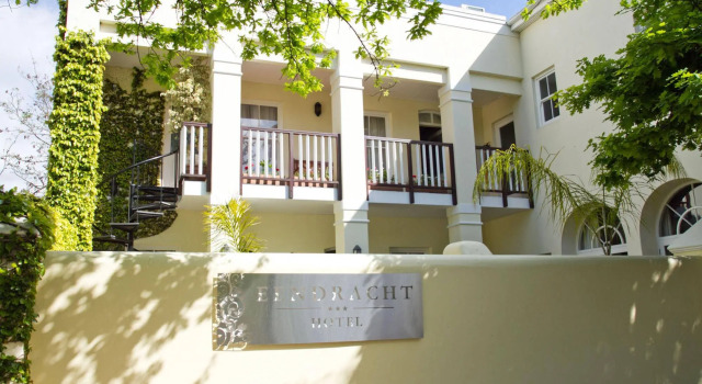 Boschhuis Apartments - Stellenbosch, Забронировать Апартаменты/квартира Отели Стелленбос с парковкой, рядом с African Art Boutique Stellenbosch, Парковка