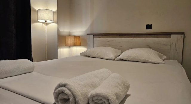 Двухместный номер Deluxe с балконом Lemon Tree Suites Near ATH Airport