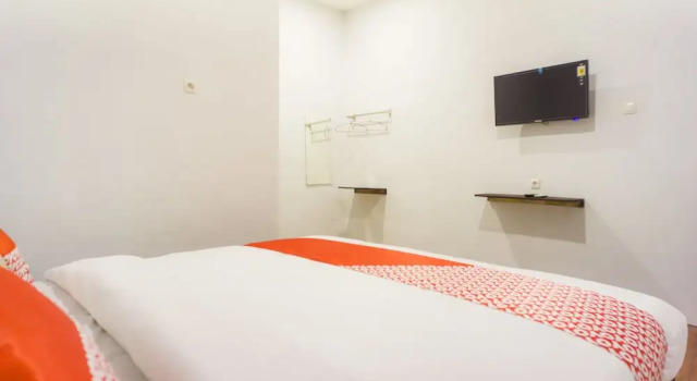 OYO 1811 Citra Anggrek, Rezerwuj Hotel Medan Sumatra