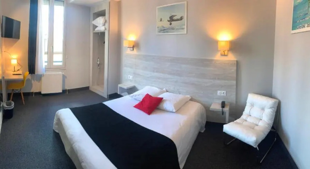 Двухместный номер Superior Campanile Grenoble Centre Gare