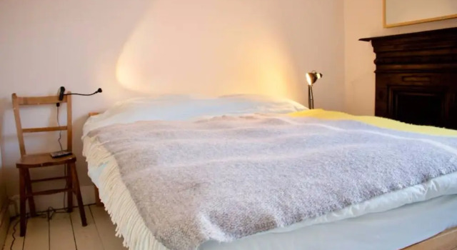 1 Bedroom Apartment in Edinburgh, Забронировать Апартаменты/квартира Эдинбург Midlothian, рядом с Холирудское абатство
