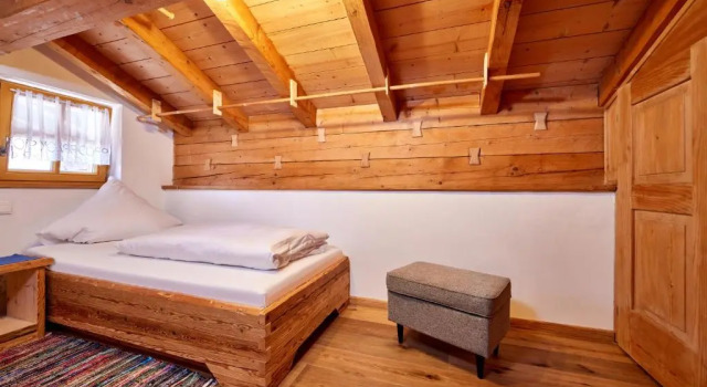 Четырёхместный номер Standard с балконом Appartements Gasthof Schleifmühle Unterammergau