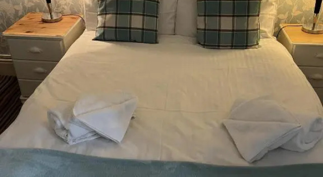 Номер Superior The Castle Tavern Pub & Guest Rooms