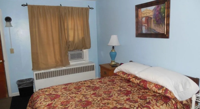 Evergreen Motel, Buchen Sie Motel Oswego 
