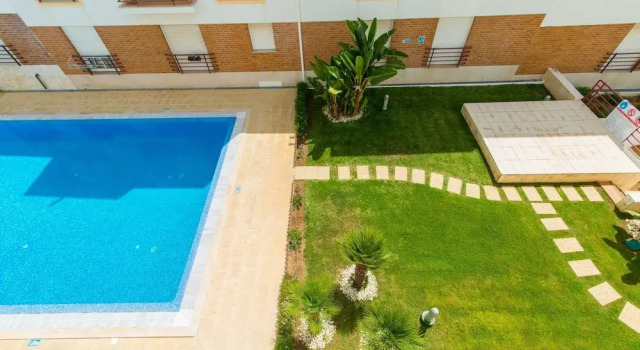 "cabanas de Tavira - Apt Gomeira 3bedroom, Pool, Wifi and air Conditioning", Rezerwuj Hotel Hotele w Algarve z parkingiem, Parking