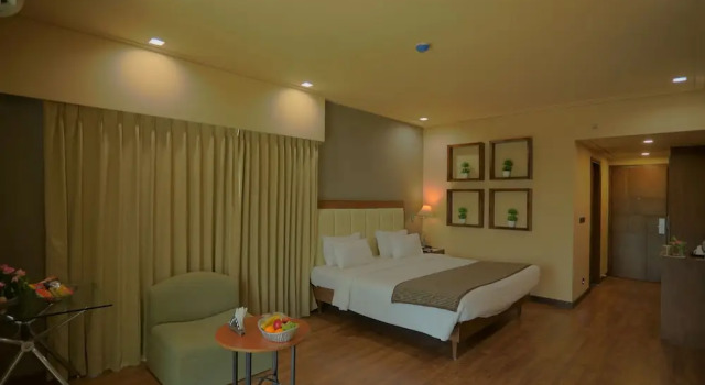 Lords Plaza Kandla, Buchen Sie Hotel Gandhidham Gujarat