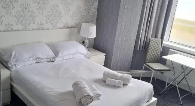 Номер Superior Queens Plaza Hotel
