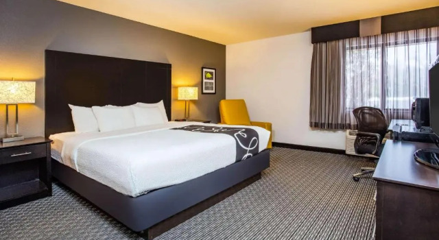Номер Standard La Quinta Inn by Wyndham Oshkosh