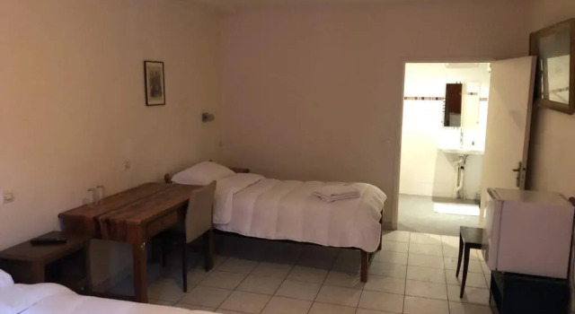 Трёхместный номер Standard Hôtel de Ménilmontant
