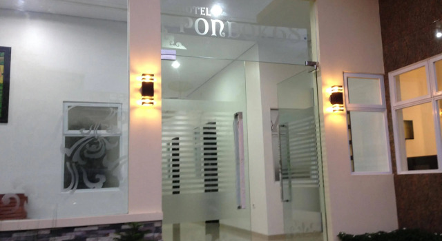 Hotel Pondok 68, Rezerwuj Hotel Padang Sumatra