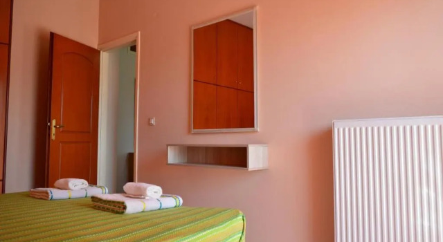 Апартаменты Roula's Apartment 1