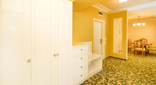 1 makuuhuone Presidentti Sviitti Studio One Accommodation Suites