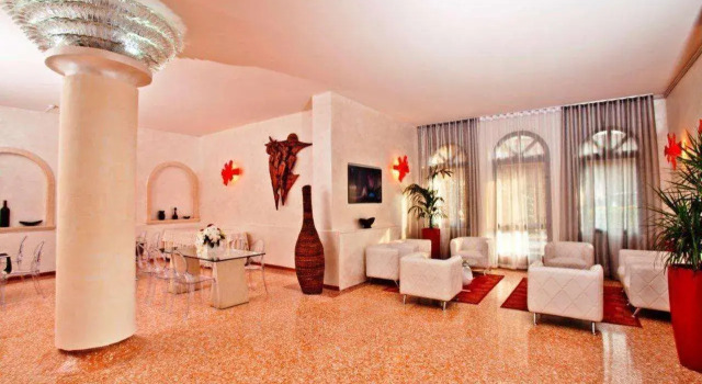 Momis Hotel, Prenota Hotel Cavarzere Veneto
