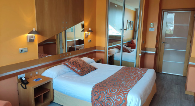Hotel Torresport, Book Hotel Hoteller i Torrelavega med pool, Swimmingpool