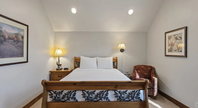 Deer Valley Townhome Walkable Location + Hot Tub 3 Bedroom Condo, Prenota Appartamento Park City 