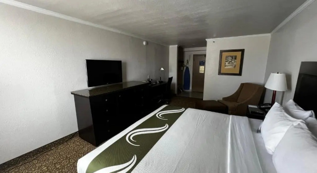 Номер Standard Quality Inn Fort Worth - Downtown East