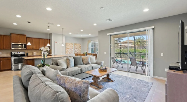 Blissful Haven @ Windsor Westside by Shine Villas 995