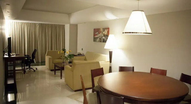Deluxe Suite EXECUTIVE SUITES VALENCIA