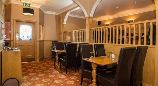 Station Hotel, Rezervați Hotel Hoteluri în Aberdeenshire cu parcare, Parcare