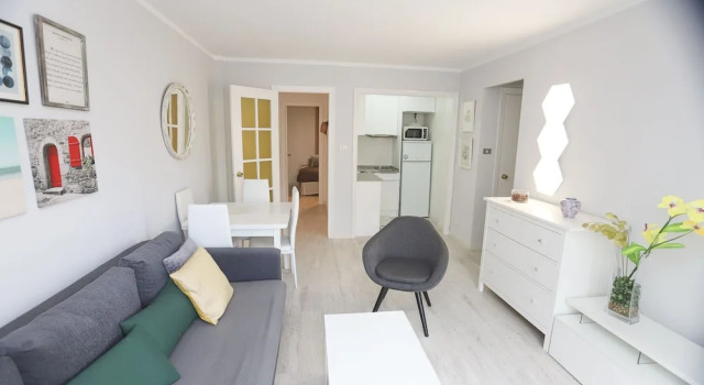 Apartamento Differentflats California, Забронировать Апартаменты/квартира Салоу Tarragonès, рядом с Туристическое управление города Салоу