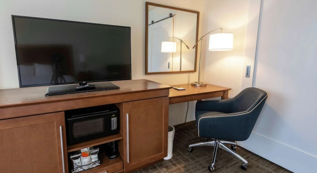 Двухместный номер Standard с красивым видом из окна Hampton Inn Boca Raton
