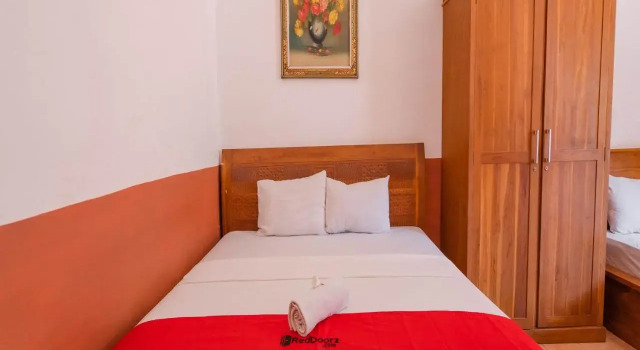 Ocean 2 Restaurant and Bungalow, Забронировать Отель Гили Траванган острова Гили, рядом с Turtle Conservation Gili Trawangan