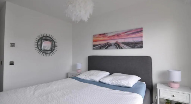 Gorgeous one-bedroom apartment with terrace and sea view, Забронировать Апартаменты/квартира Отели Приморских Альпы с бассейном, Бассейн