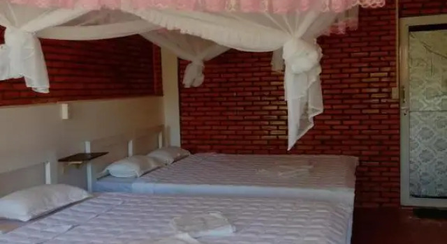 Четырёхместный номер Standard с балконом Rice straw Green lodge- resort