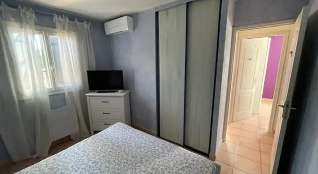 Villa in Vidauban with Pool & Vineyards Nearby, Забронировать Вилла Виллы Овернь-Рона-Альпы, Вилла