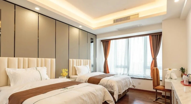Ocean star hotel apartments