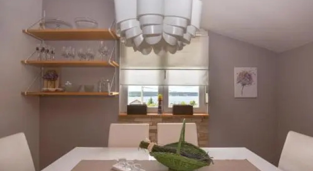 Apartment Larisa, Забронировать Апартаменты/квартира Карин Горни 