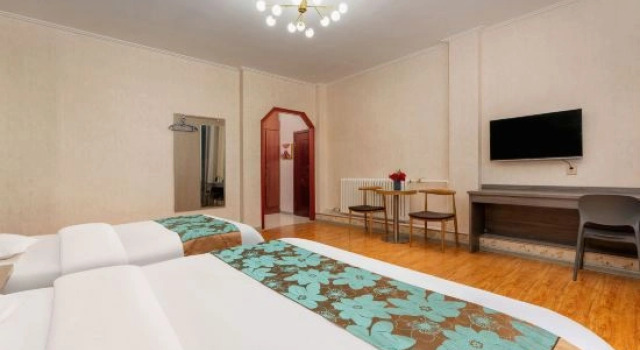 Yingjie Collection Hotel (Zibo Aluminum City Shopping Center Shandong Aluminum Vocational College), Prenota Hotel Hotel a Zibo con parcheggio, Parcheggio