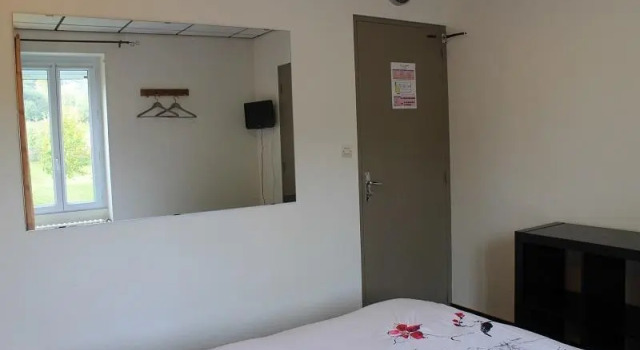 Au Jardin d'été, Prenota Hotel Montgivray 