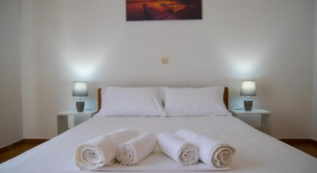 Nikolaos Residence, Rezervovat Hotel Kiato 