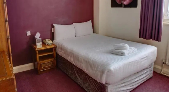 Номер Economy The Orwell Hotel