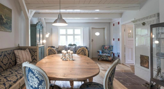 Коттедж Ferienhaus Achter de Diek
