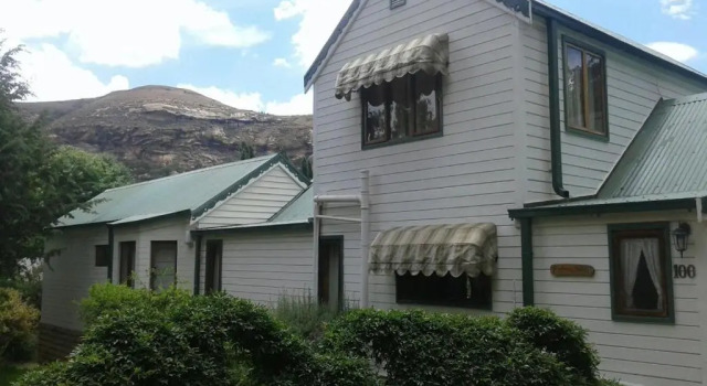 Коттедж с 4 комнатами Kahara Maluti Lodge