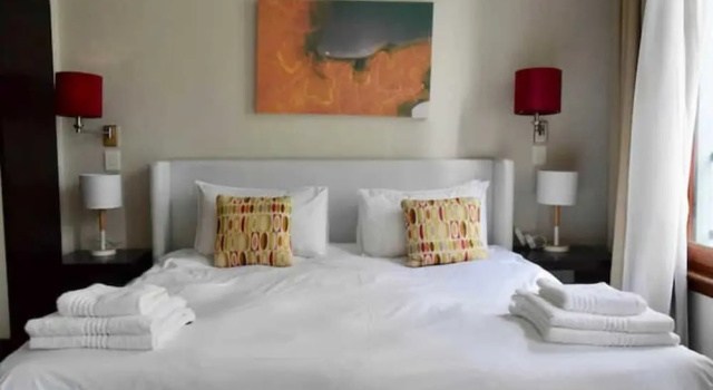 Студия 1 Bedroom Apartment With Roof Top Views