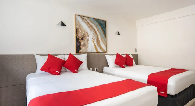 Четырёхместный номер Standard с балконом Hotel Rimon