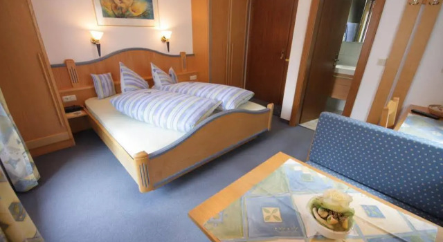 Apartment Und Ferienwohnung Waldruh Mayrhofen Im Zillertal, Забронировать Апартаменты/квартира Отели Майрхофен с парковкой, Парковка