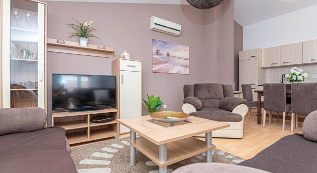 Awesome Home in Vodice With Wifi and 3 Bedrooms, Забронировать Отель Отели в центре Водице, в центре