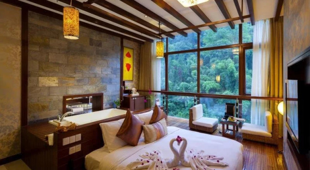 Huashuiwan Celebrity Resort, Rezervovat Lázně / Resort Hotely v Sichuan s bazénem, Bazén
